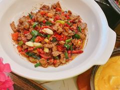 -阿瓦山寨·湘菜现炒·剁椒鱼头王(咸阳总店)
