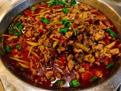 -兔行天下-鸿鹤鲜锅兔(中海国际店)