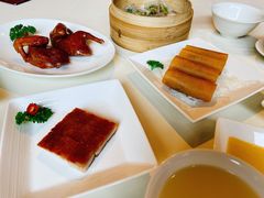 玻璃脆皮乳鸽-利苑酒家(金宝店)