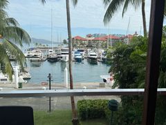 -麦哲伦丝绸度假村
