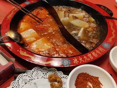 -巴九门老火锅(来福士打望店)