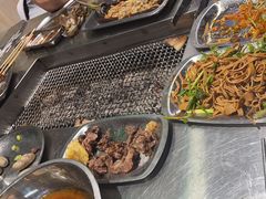 -马路牙子烧烤音乐酒馆(望京店)