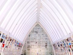 -钟书阁(松江泰晤士小镇店)