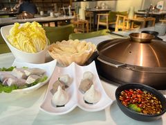 -狐狸爱上椰子鸡(滨江星光大道店)