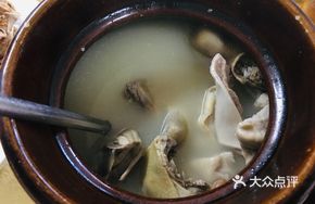 Pig's Stomach Wrapped Pigeon