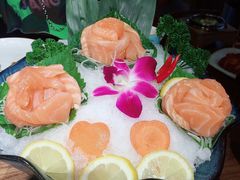 三文鱼刺身-明洞阿姨·韩式酱蟹烤肉·创意料理(三元桥店)