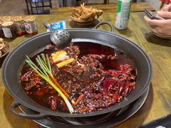 -黄潇洒老火锅(九眼桥宏济巷店)