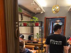 -万记麻辣烫国展总店