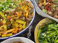 -廖哥泡椒兔(峨眉店)