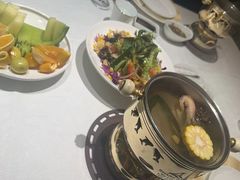 -海鲨湾海鲜会馆(百家湖1912店)