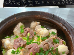 -容里煲仔饭(利丰北路店)