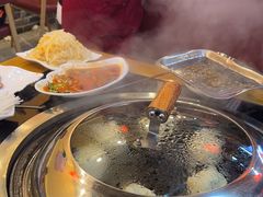 -炖四方东北铁锅炖·烧烤小龙虾(中豪国际店)