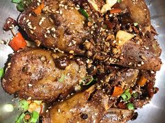 -老码头黑皮肘子锅包肉(赣水路店)