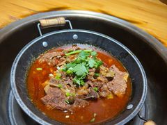 -大众跷脚牛肉馆·非遗传承单位(峨眉山店)