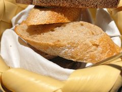 -LESCEDARS Brasserie Bistro香柏树