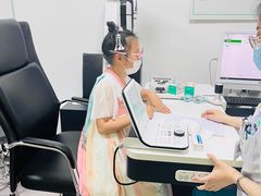 -大连何氏眼科医院