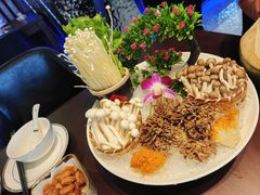 -江南福宴·澳门海鲜.牛肉火锅(汇高栢悦中心店)