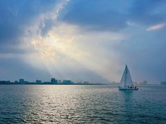 -滴水湖帆船营地