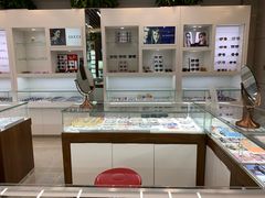 -明月眼镜(三坝店)