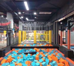 -蹦贝运动中心·蹦床·攀岩·闯关(龙岗店)