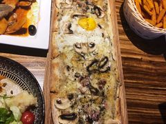 -LENBACH兰巴赫西餐啤酒坊(大连东港店)