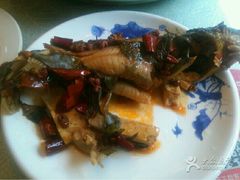 -汉水缘鲜鱼庄(黄雁村店)