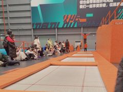 -极限PLAY运动娱乐新世界·团建派对潮玩休闲馆·室内蹦极高空游乐园
