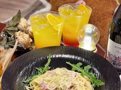 -mordew加州日记西餐&小酒馆(新天地店)