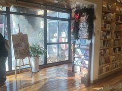 -猫的天空之城概念书店(景德镇陶溪川店)