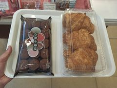 羊角面包-红宝石·鲜奶小方(万航店)
