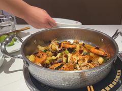 -七欣天香辣蟹火锅(闵行浦江欢乐颂店)