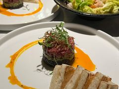 牛肉塔塔配牛油果黑橄榄酱-Solo(衡山路店)