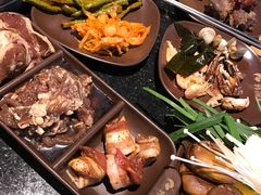 -韩盛炭火烤肉(万达广场店)