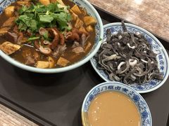 卤煮火烧-门框胡同百年卤煮(新街口店)