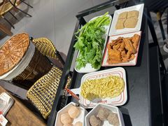 -阿润打边炉·鲜切鸡煲(华漕店)