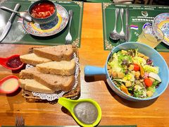 列巴干鲜蔬沙拉-米德维奇俄式西餐厅(西六道街店)