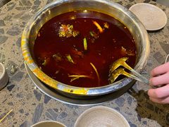 -肖肖酸萝卜鱼火锅(总店)