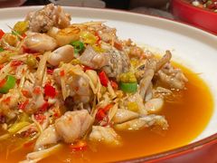 仔姜泡椒牛蛙-滋色臻选川菜(北京坊旗舰店)