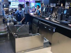 -luckincoffee瑞幸咖啡(香港名店街店)