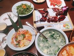 -老滇山寨•云南特色菜•地方菜•民族风情歌舞表演(世纪金源店)
