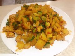 鸡丁饭-老头盖浇饭(南京新街口明瓦廊宏光酒店店)