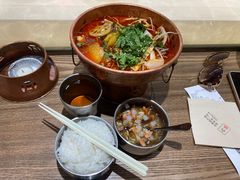 -成都你六姐·牛肉冒菜(城市集市合生汇店)