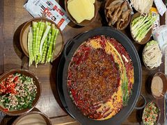 -黄潇洒老火锅(九眼桥宏济巷店)