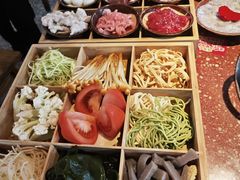 -赵美丽·重庆社区火锅·直营店(火车东站·中豪国际店)