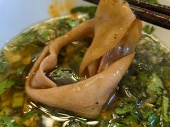 -九尺赵老四鲜鹅肠火锅