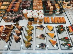 -红跑车蛋糕世界(清江路店)