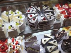-巴黎贝甜(大宁国际商业广场店)