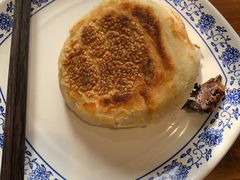 -老天桥酱肉烧饼夹肘子(天桥店)