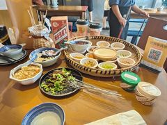 -包整·丝娃娃(一览甲秀楼风景店)