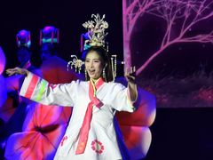 -金东尼人妖秀